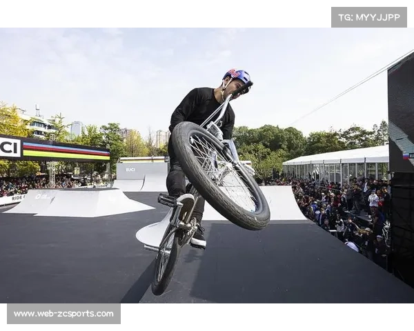 UCI都市小轮车世锦赛第一比赛日于2月7日举行，包括小轮车场地技巧赛项目